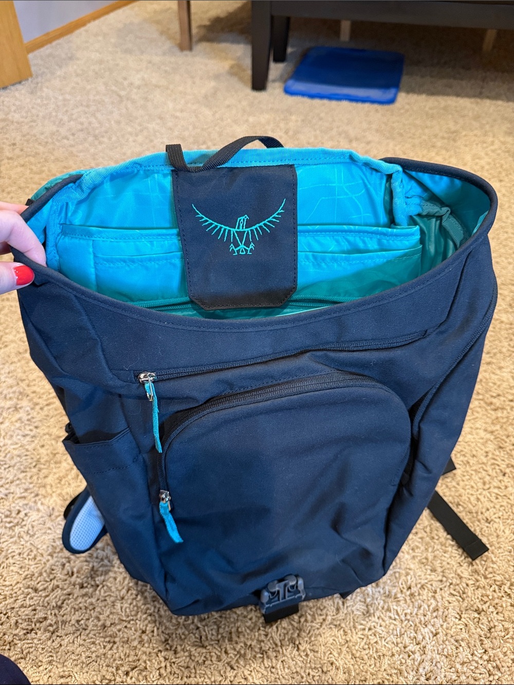 OSPREY Black Backpack with Teal Accents - Picture 2 of 3
